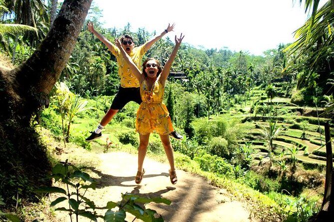 Bali Day Trip: Ubud Temples & Hidden Waterfalls - Private guide energy: why Gede’s style changes the whole day