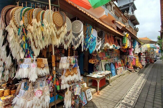 Bali Private inclusive tour: Best of Ubud in a Day - Stop 4: Sacred Monkey Forest Sanctuary and 600+ long-tailed monkeys