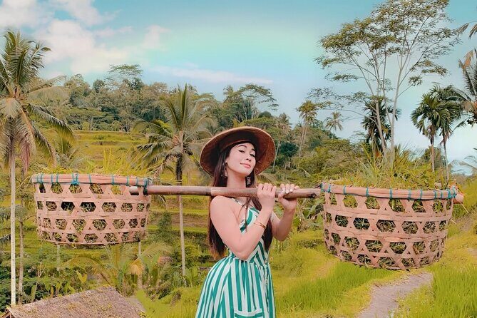 Bali Tour : Best Attractions in Ubud with Rice Terrace - Elephant Cave: temple complex dating back to the 9th century