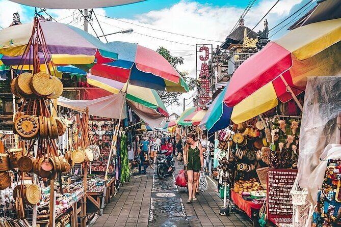 Bali Tour : Best Attractions in Ubud with Rice Terrace - Art market + Saraswati Temple: shopping and a lotus pool