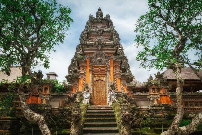 Bali: Ubud (Temple, Spring, Rice Terraces, & Waterfall) - Sacred Monkey Forest Sanctuary: Temples, Conservation, and Up-Close Monkeys