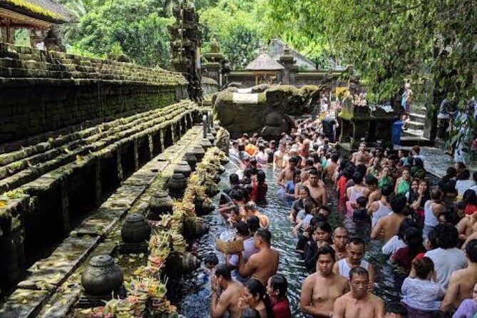 Favorite Sites of Ubud Daytrip - Tegenungan Waterfall: Short Stop, Big Photos, Cool Water