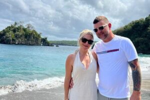 Full Day Private Tour in Nusa Penida - Crystal Bay: the clearest hour of the whole day