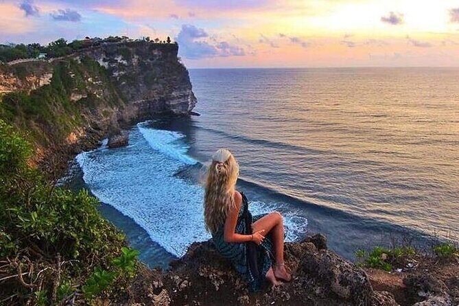 Kecak Fire Dance and Sunset at Uluwatu Temple All Inclusive - Hotel pickup and traffic timing (3pm to the 6pm show)