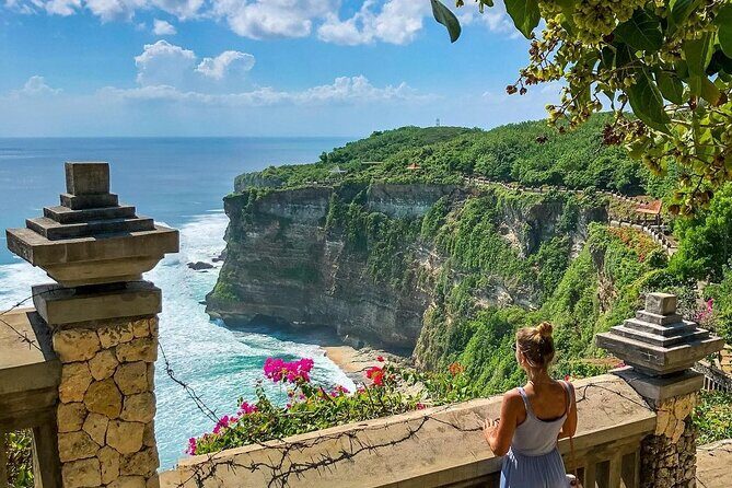Kecak Fire Dance and Sunset at Uluwatu Temple All Inclusive - Uluwatu Temple: cliff views, temple etiquette, and a tight time window