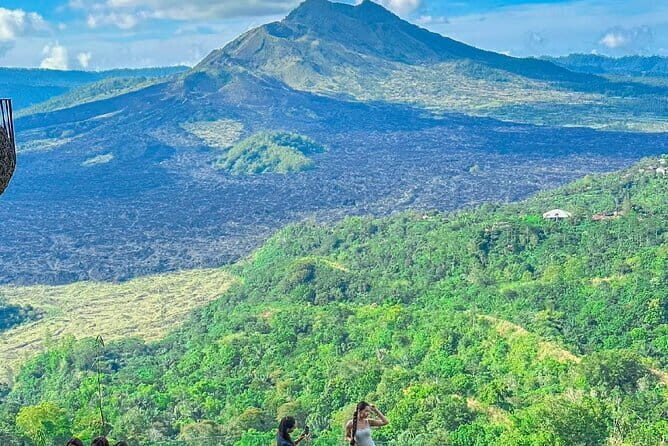 Kintamani Volcano View Tour - Tegenungan Waterfall: Photos, a Dip, and the Soundtrack of Water