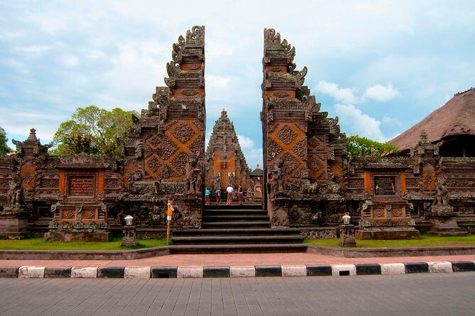 Monkey Forest, Ubud, Waterfall and Rice Terrace - Sacred Monkey Forest Sanctuary (about 1 hour): Time for Photos and Quiet Moments