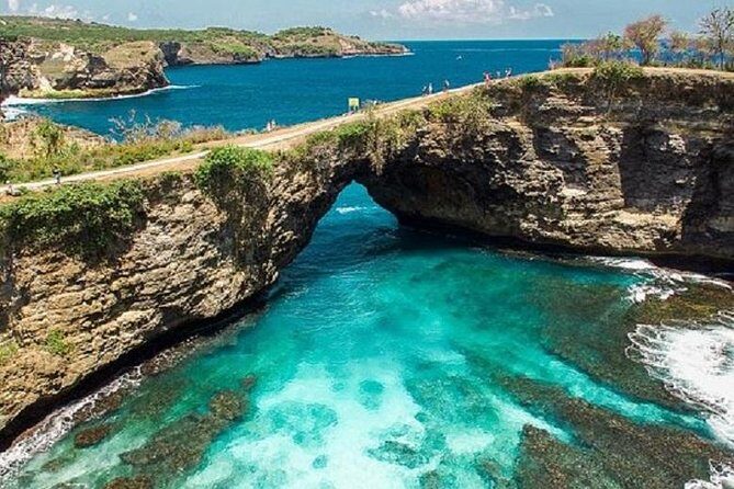 Nusa Penida One Day Trip with All-inclusive - Crystal Bay White Sand: Snorkel Gear Options and Beach Time