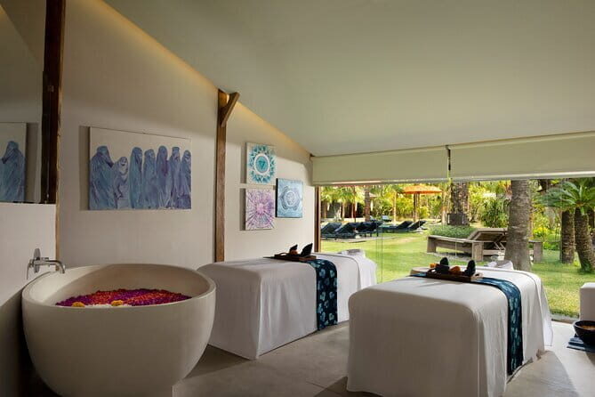 Spa at Heiwa with Dining Included at Hiiragi - Zen Energy Renewal Aromatherapy Massage (60 Minutes): The Main Event
