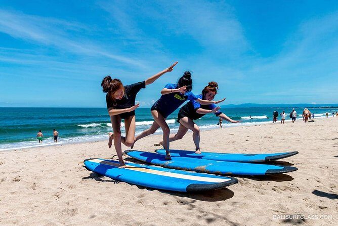 The best surf lessons in Kuta - The Mid-Lesson Break: Water, Rest, and Resetting Your Brain