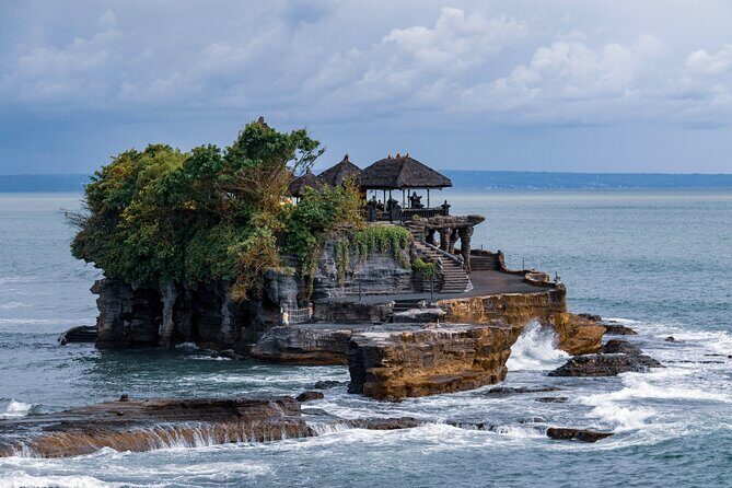 The Three Temples of Bali Half Day Private Tour - Stop 3: Tanah Lot sea temple and the high-tide reality