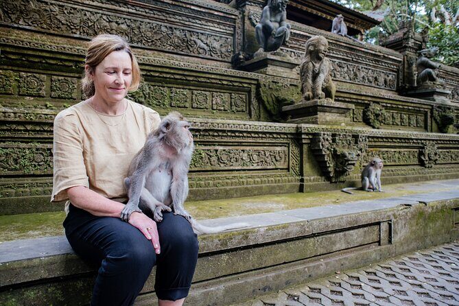 Ubud Small Group Tour: Monkey Forest, Tegalalang Rice Terraces and more - Tirta Empul Temple: The Holy Spring Ritual and How to Behave